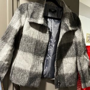 Talbots vintage blazer🫶🏻🫶🏻🫶🏻love it just don’t fit into it anymore